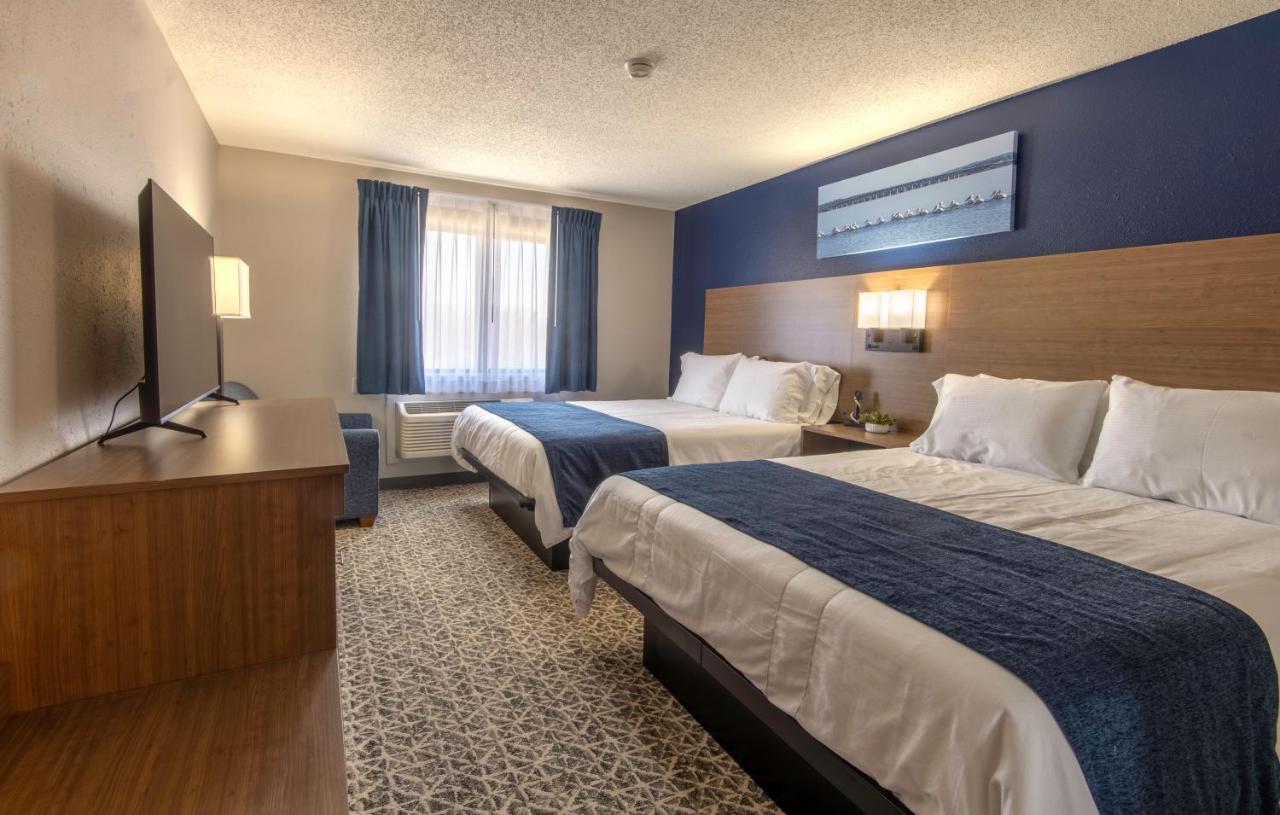 Hilltop Inn & Suites Grove المظهر الخارجي الصورة