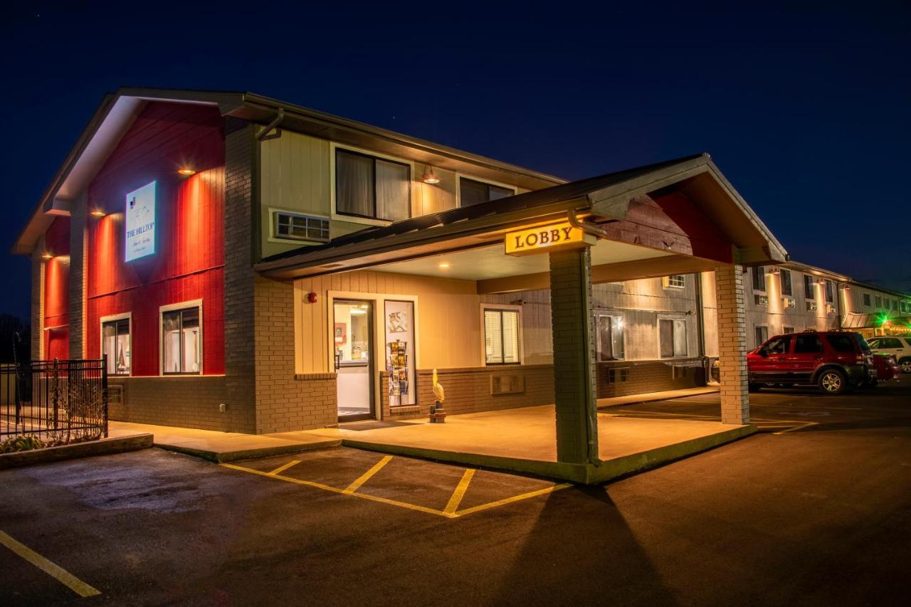 Hilltop Inn & Suites Grove المظهر الخارجي الصورة