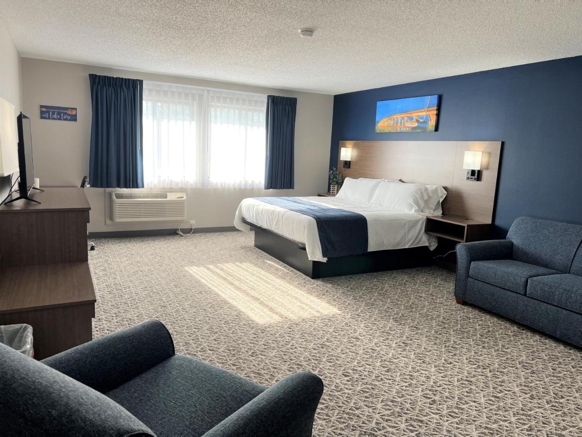 Hilltop Inn & Suites Grove المظهر الخارجي الصورة
